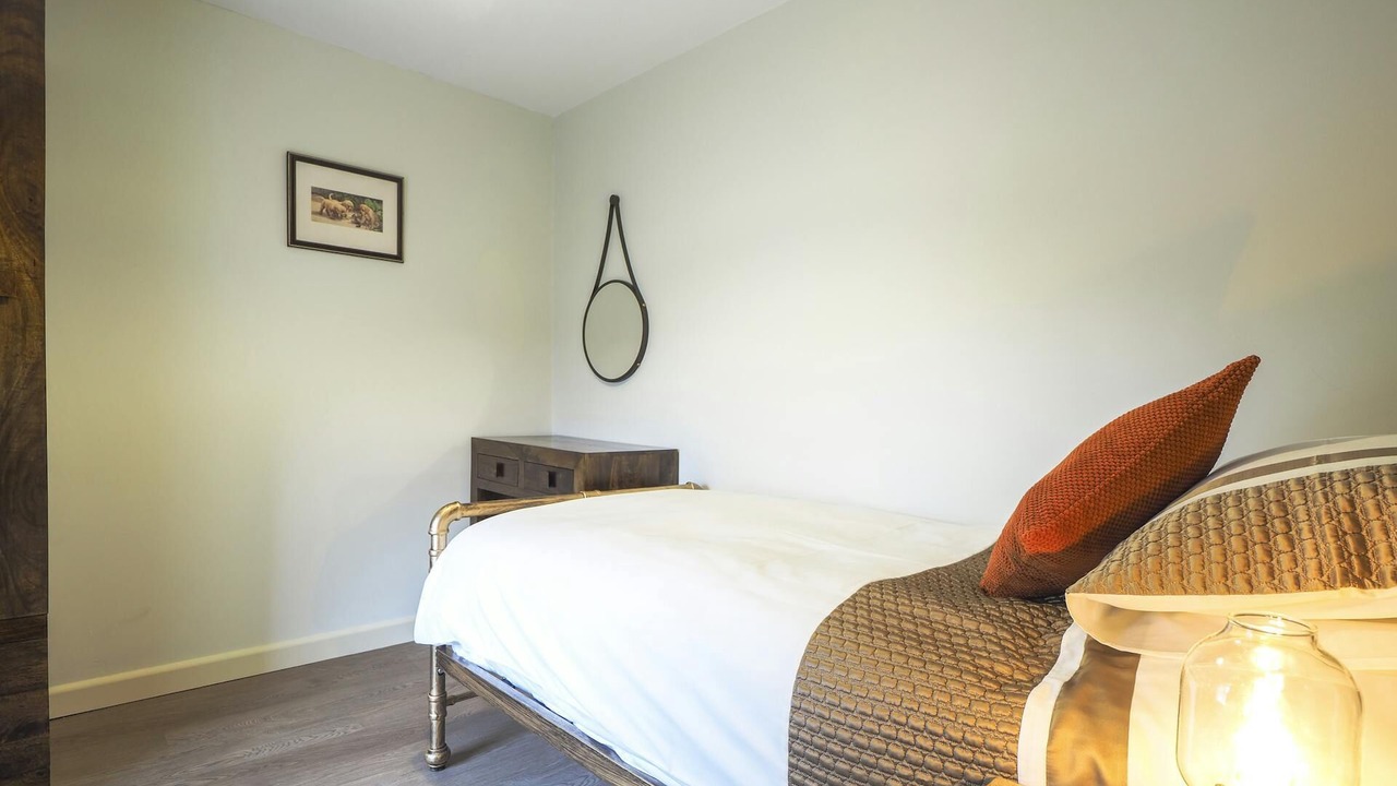 Photo of Others in Dihewid