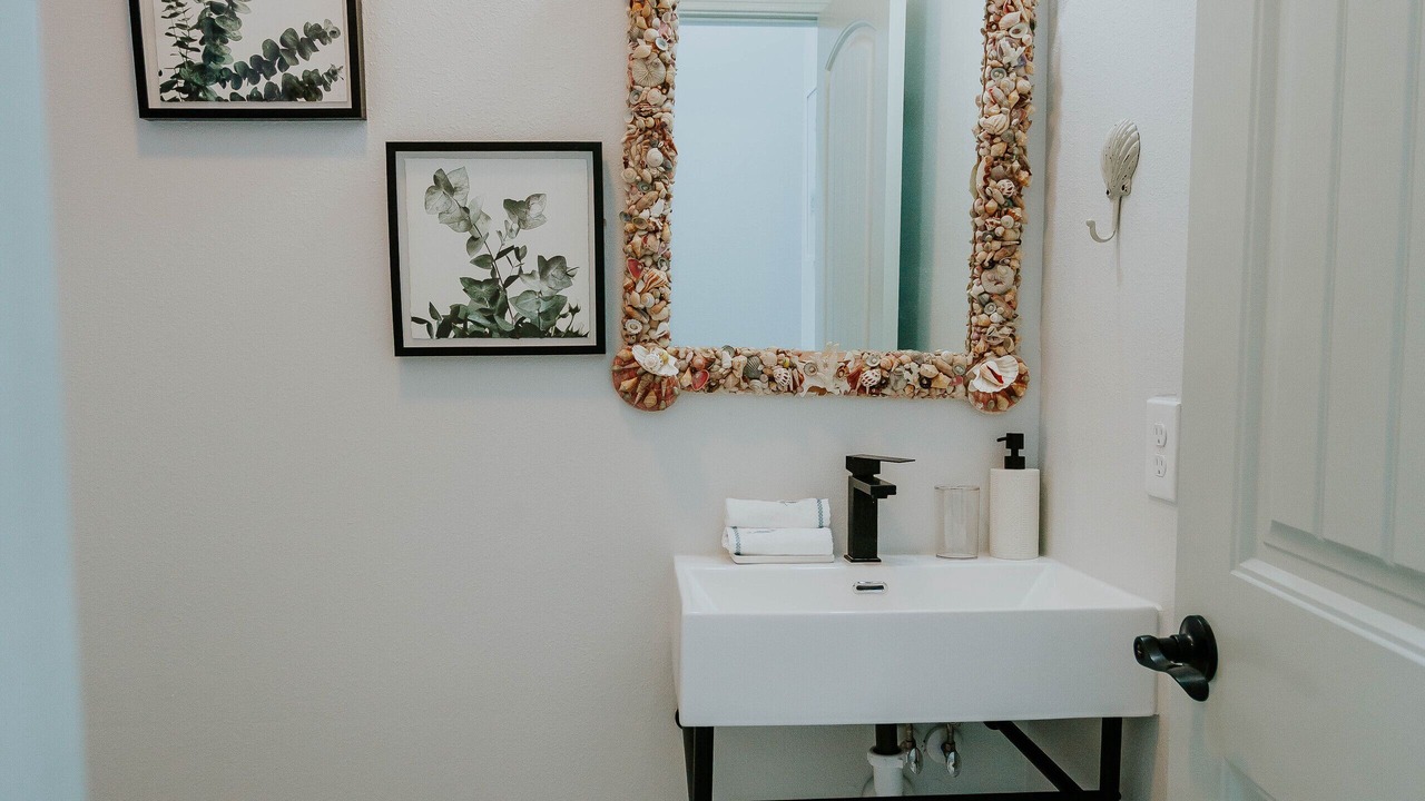 Photo of Bathroom in Surfside Beach