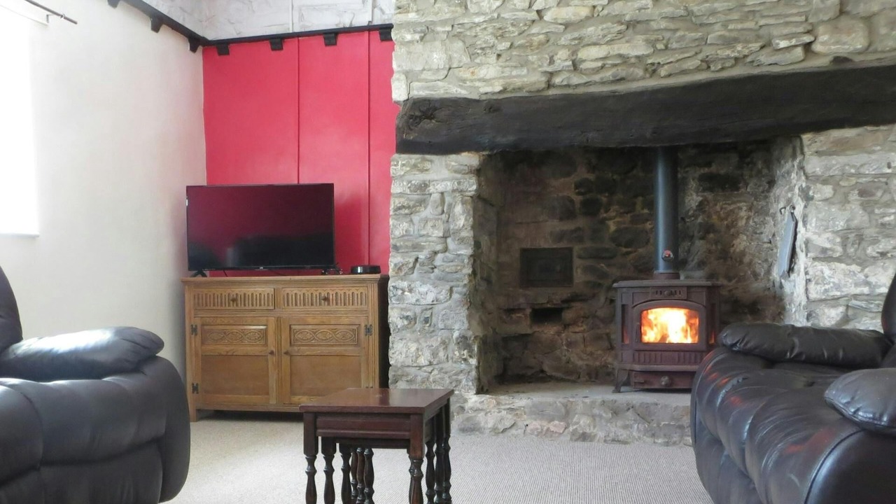 Photo of Livingroom in Brynamman