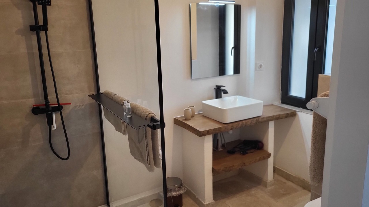 Photo of Bathroom in Pougnadoresse