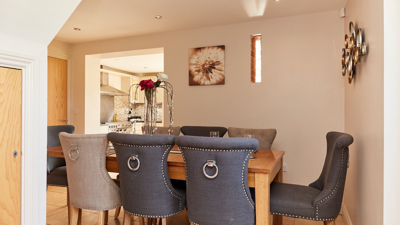 Photo of Others in Dalbury Lees