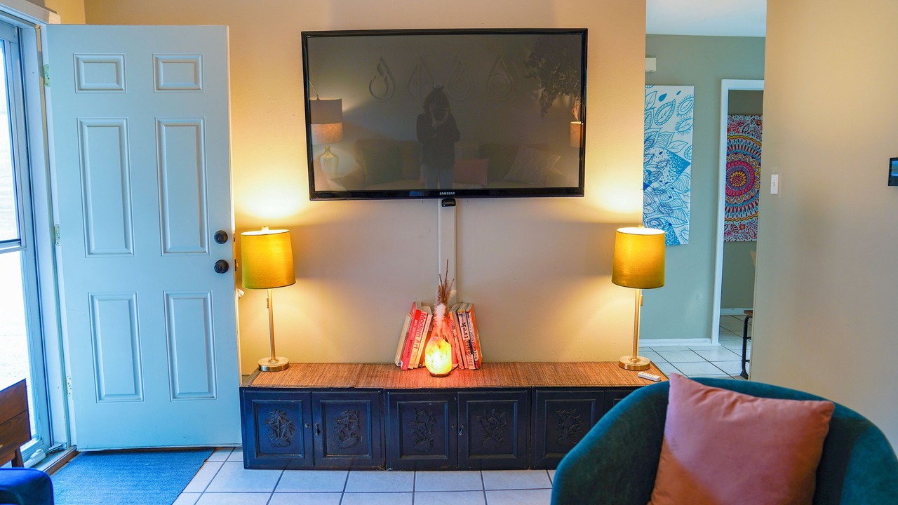 Photo of Livingroom in East Congress