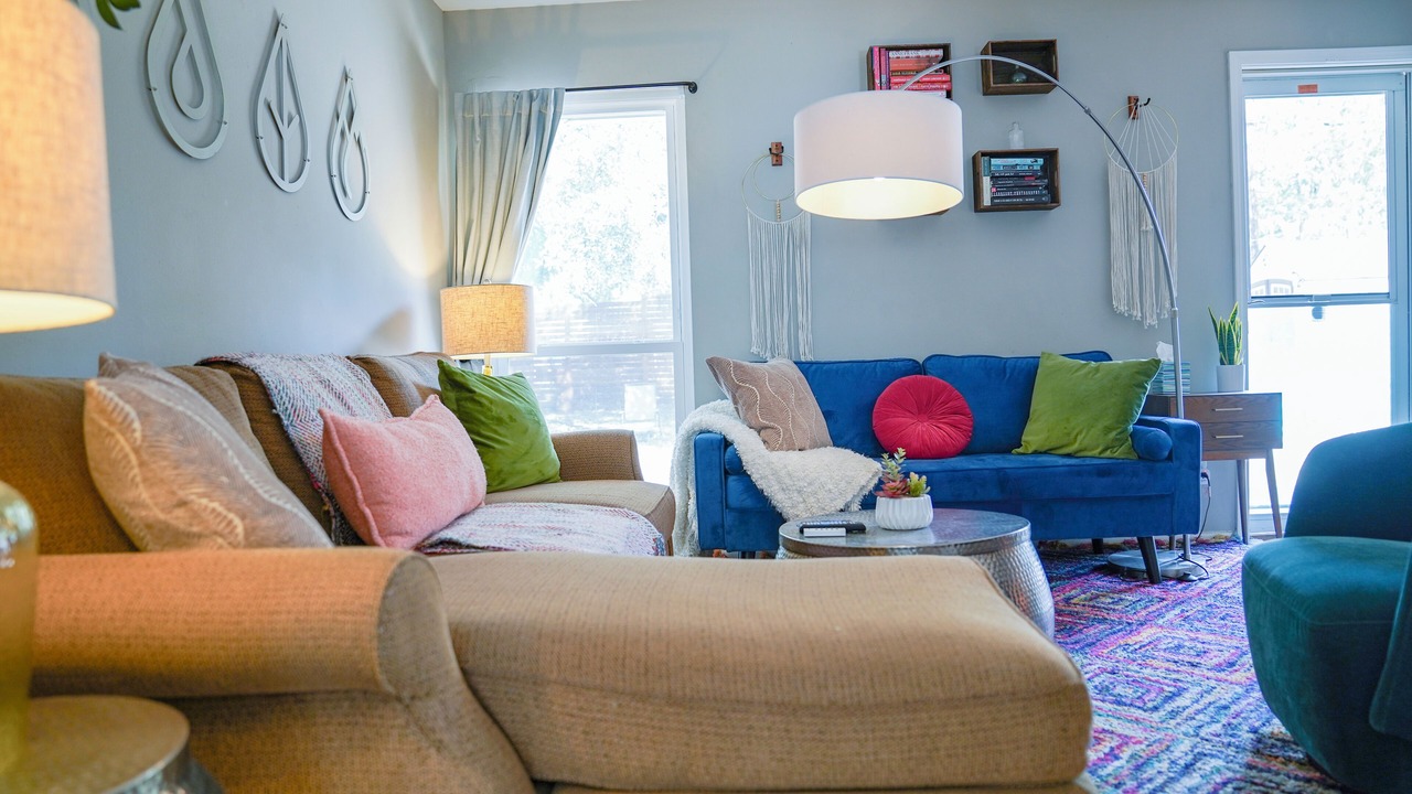 Photo of Livingroom in East Congress