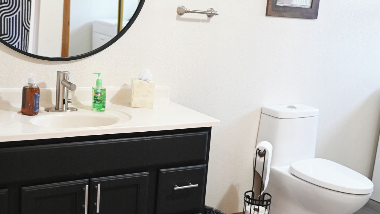 Photo of Bathroom in Loyal