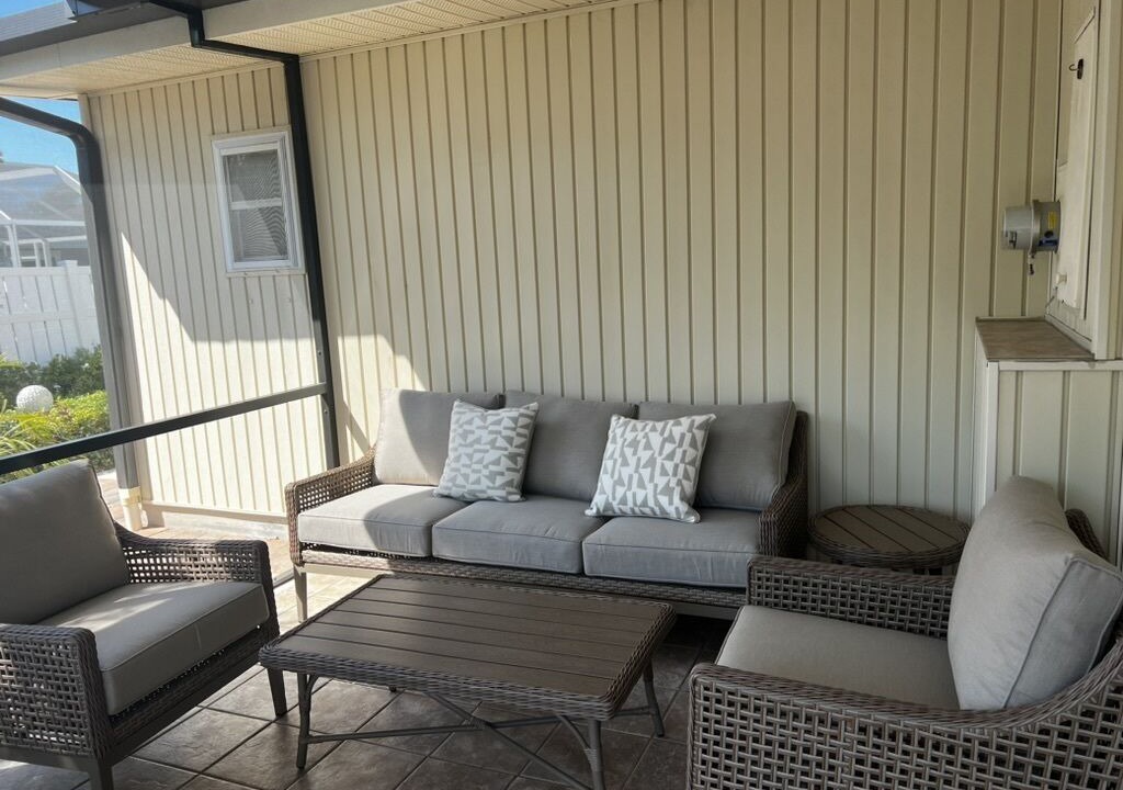 Photo of Patio Balcony in Golden Beach