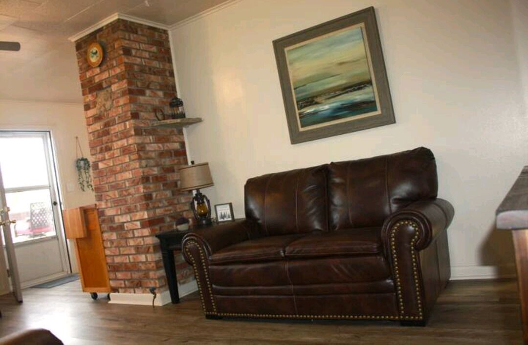Photo of Livingroom in Pocahontas