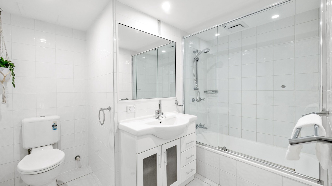 Photo of Bathroom in Burleigh Heads