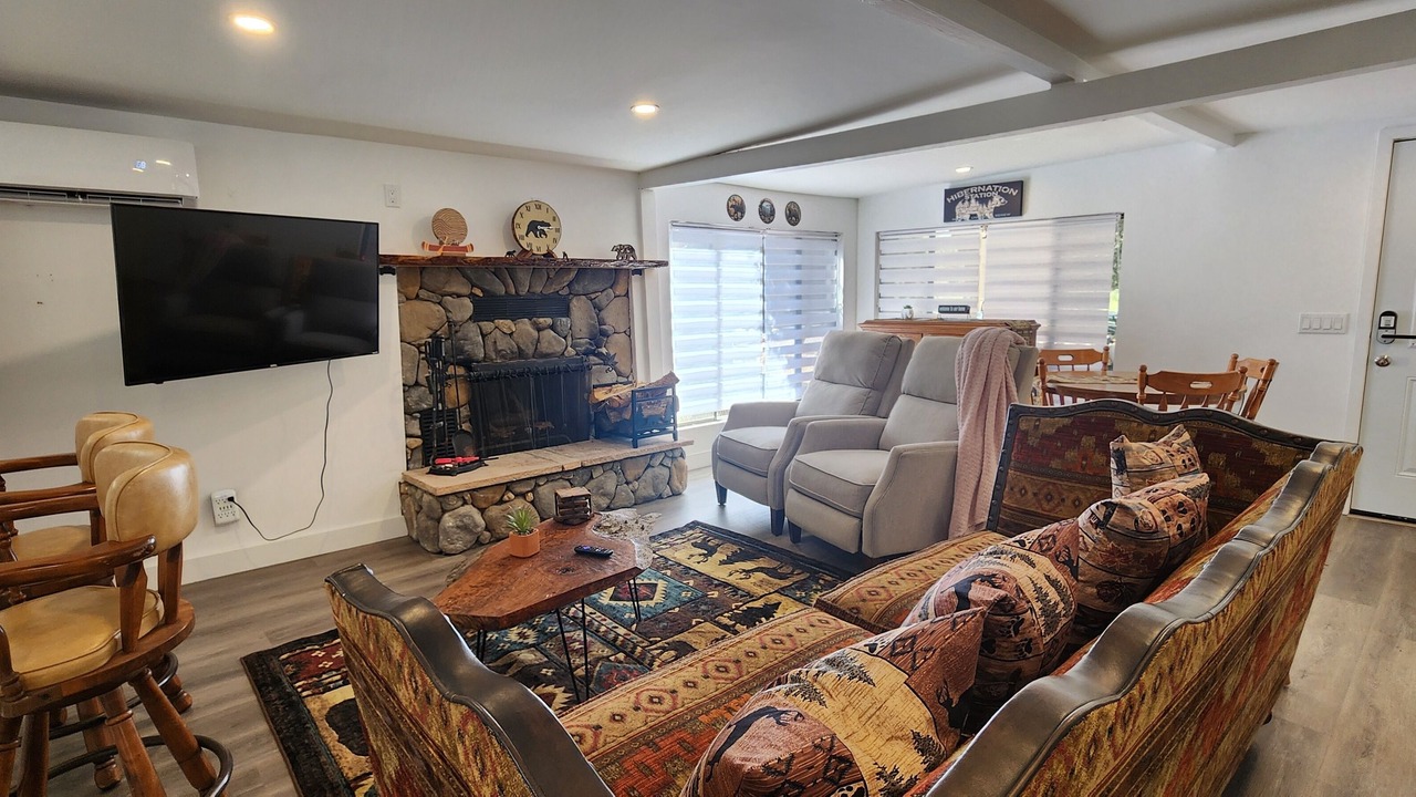 Photo of Livingroom in Descanso