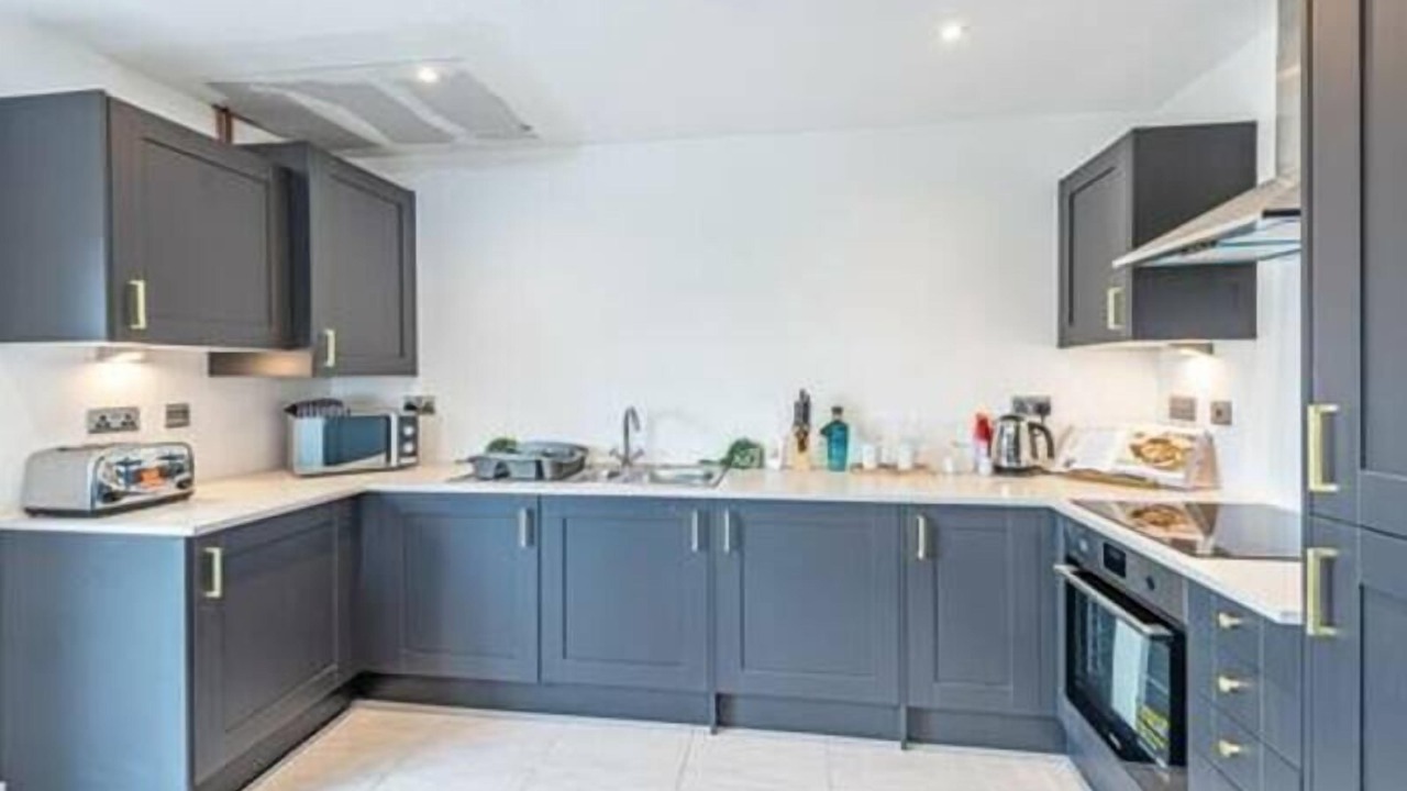 Photo of Kitchen in Heswall