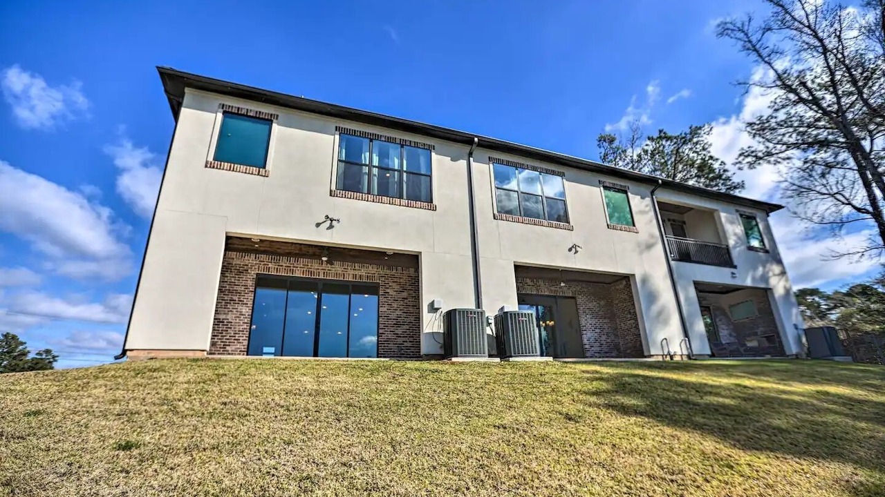 Photo of Outdoor in Montgomery