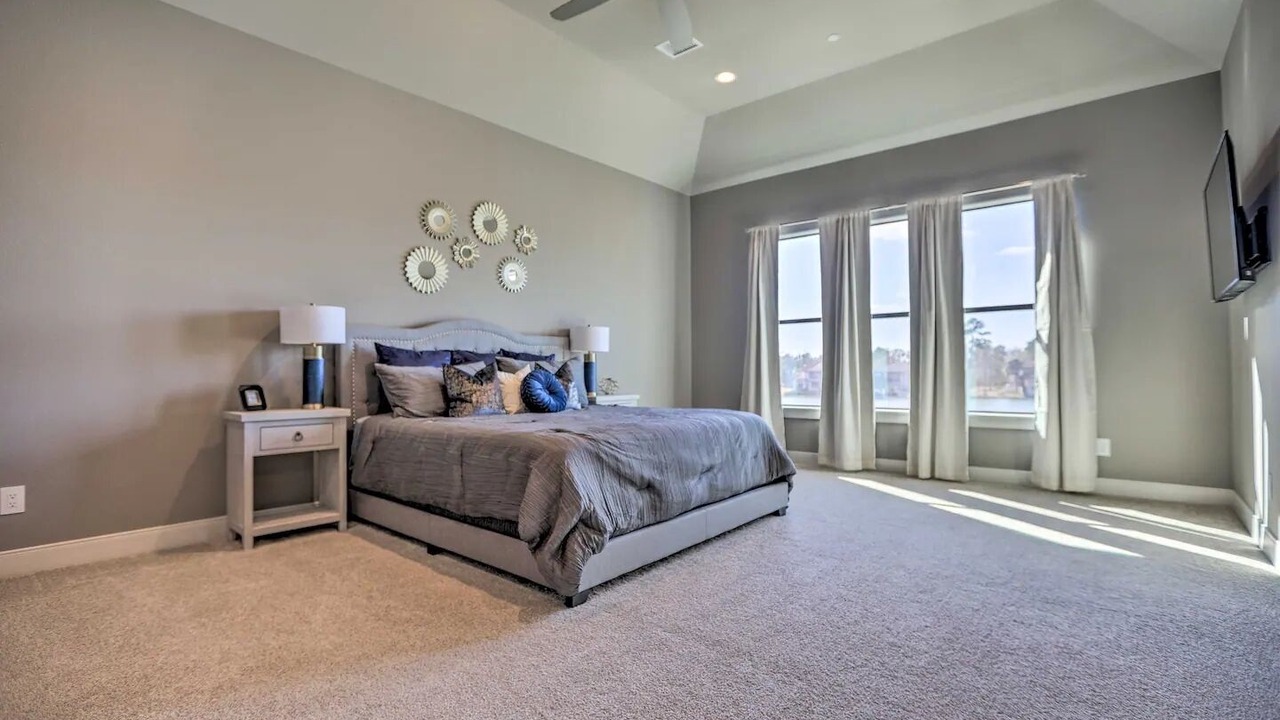 Photo of Bedroom in Montgomery