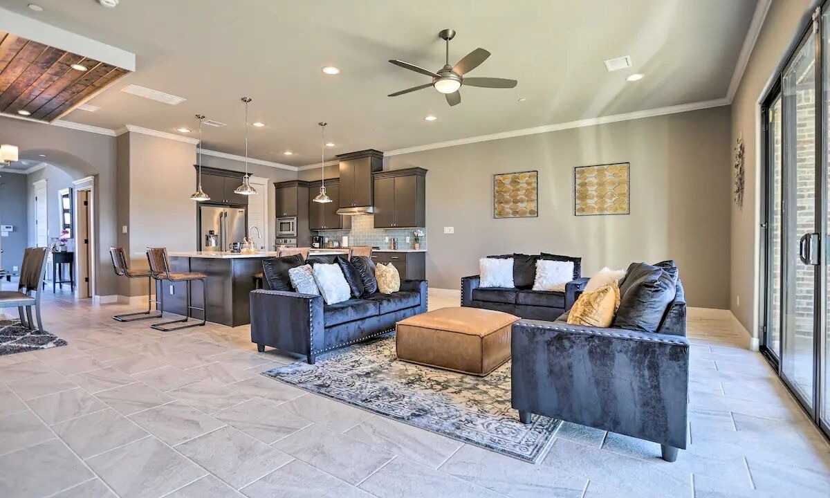 Photo of Livingroom in Montgomery