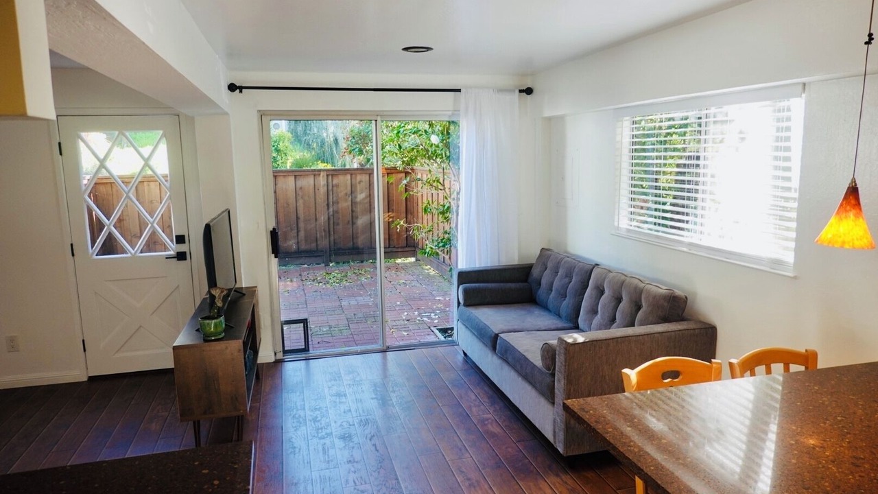 Photo of Livingroom in San Rafael