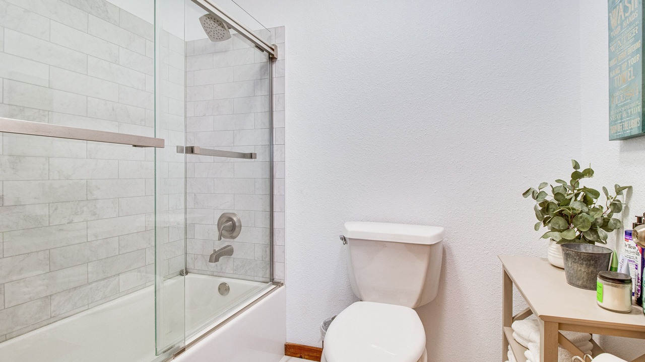 Photo of Bathroom in Clarkridge