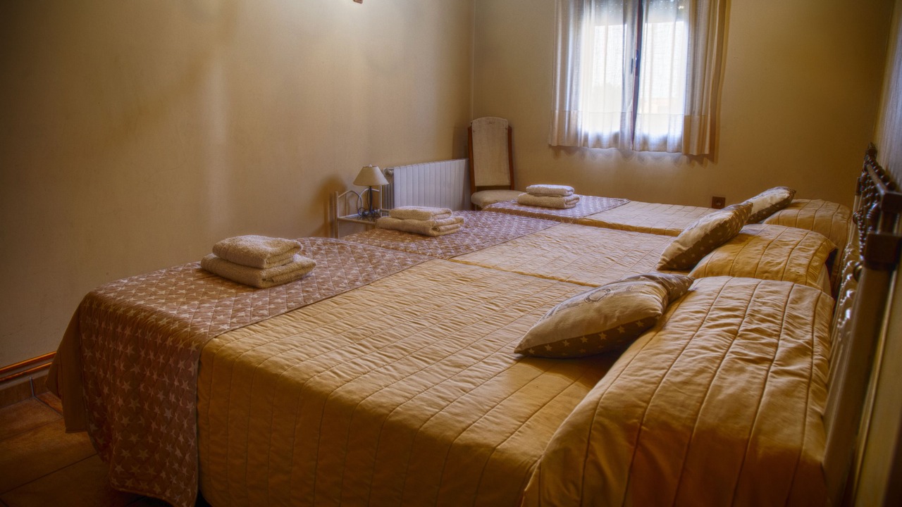 Photo of Bedroom in Carboneras de Guadazaon