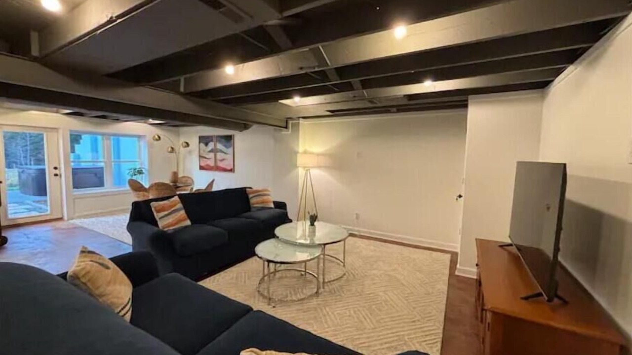 Photo of Livingroom in Massies Mill