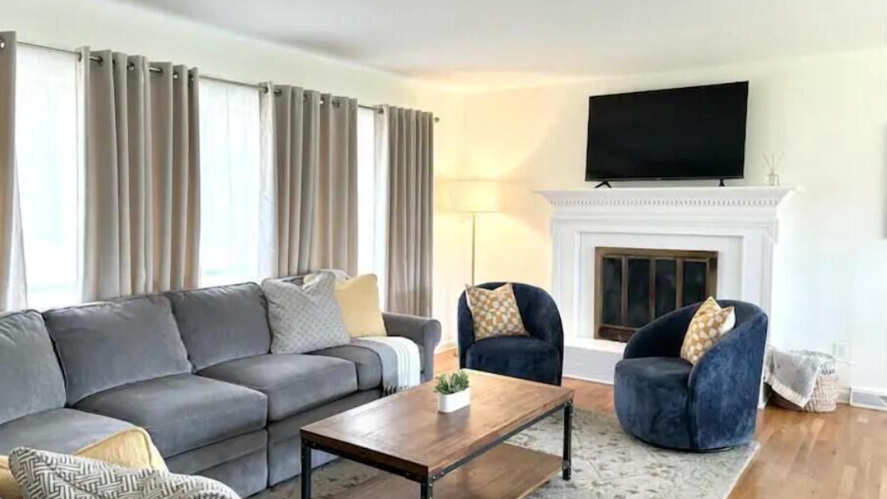 Photo of Livingroom in Massies Mill