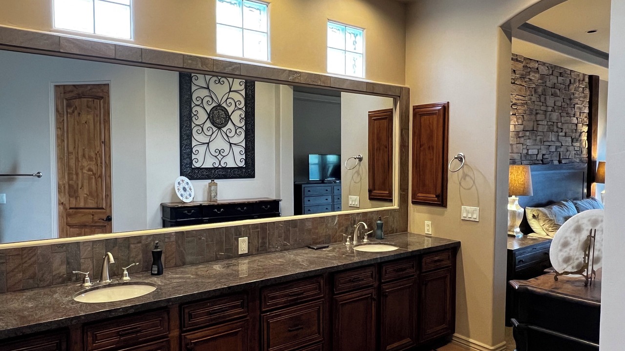Photo of Bathroom in Pinnacle Peak