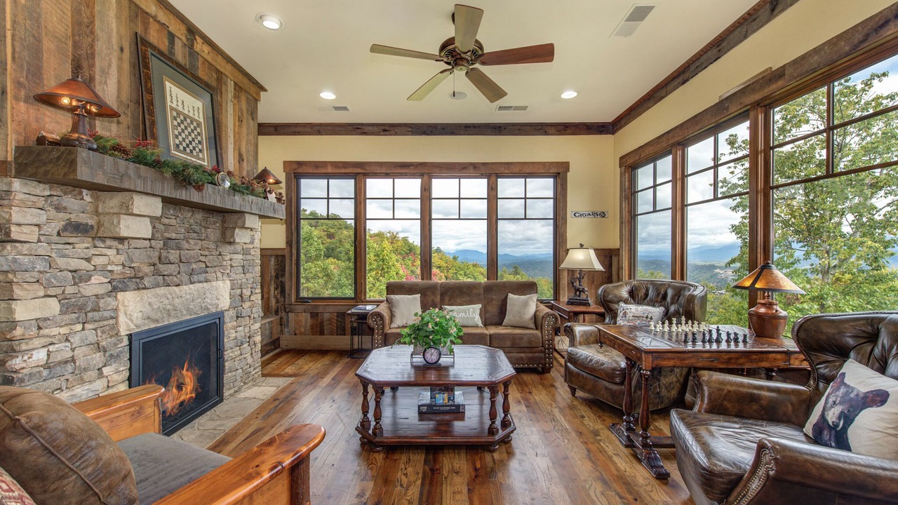 Photo of Livingroom in Gatlinburg