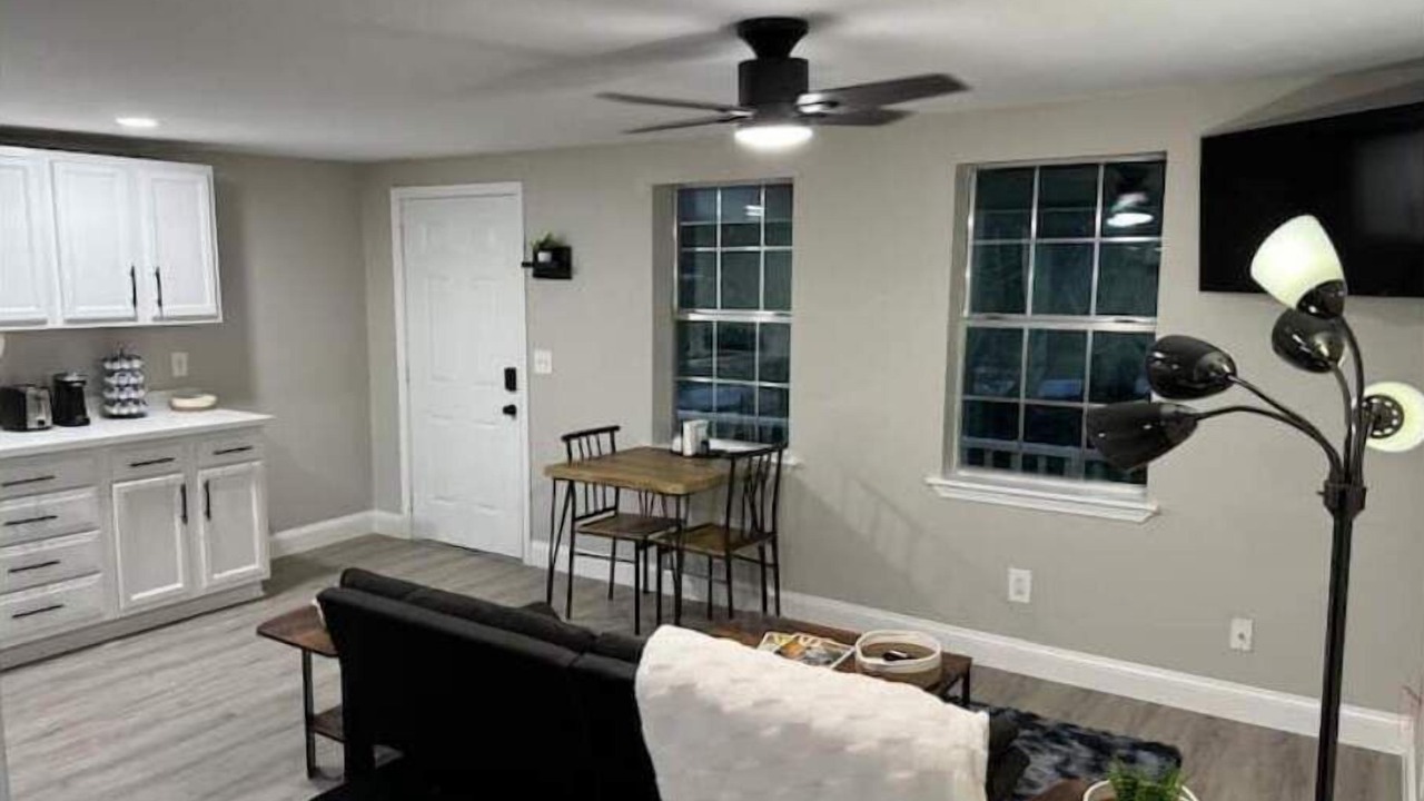 Photo of Livingroom in Brazoria