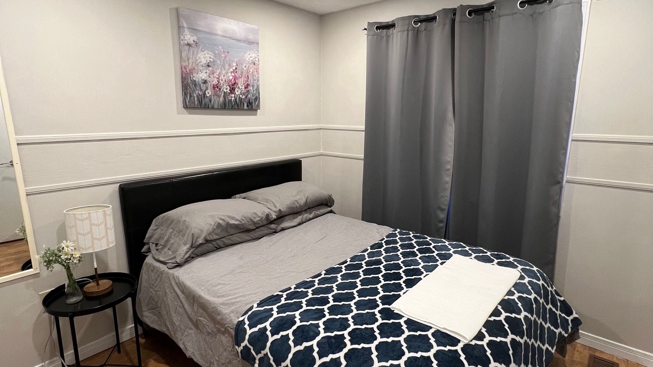 Photo of Bedroom in Thorold