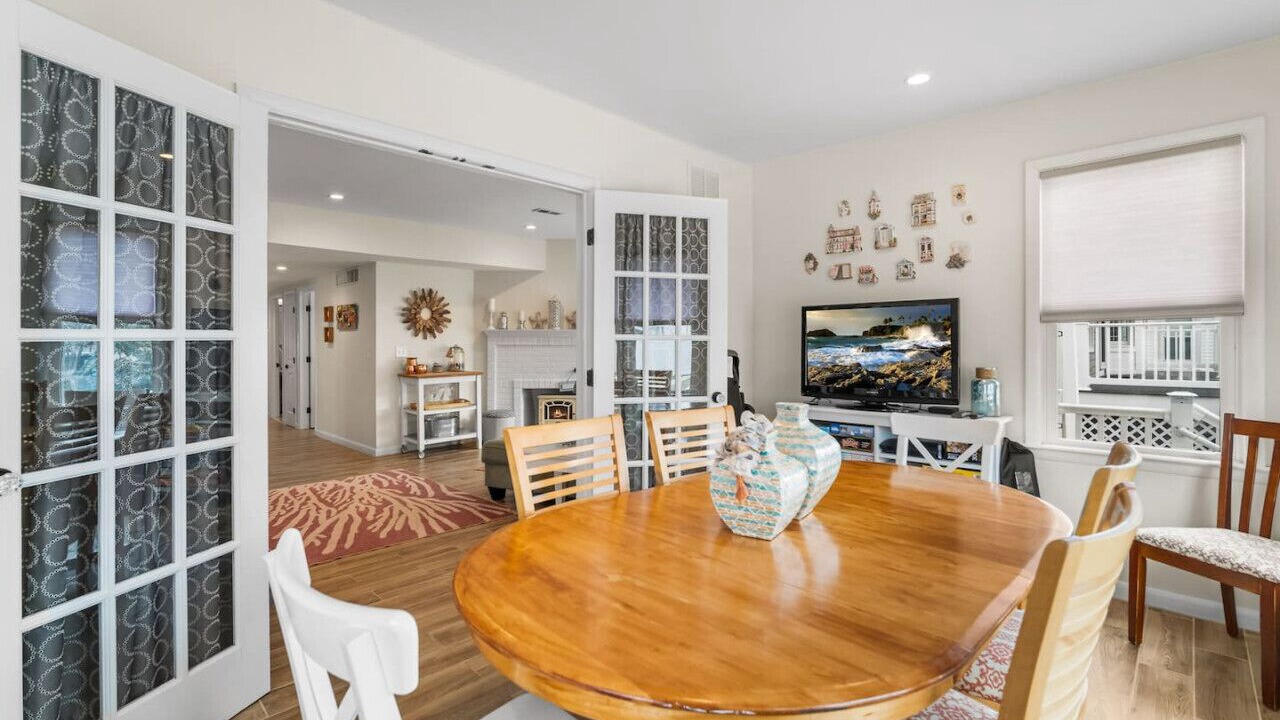 Photo of Livingroom in Margate City