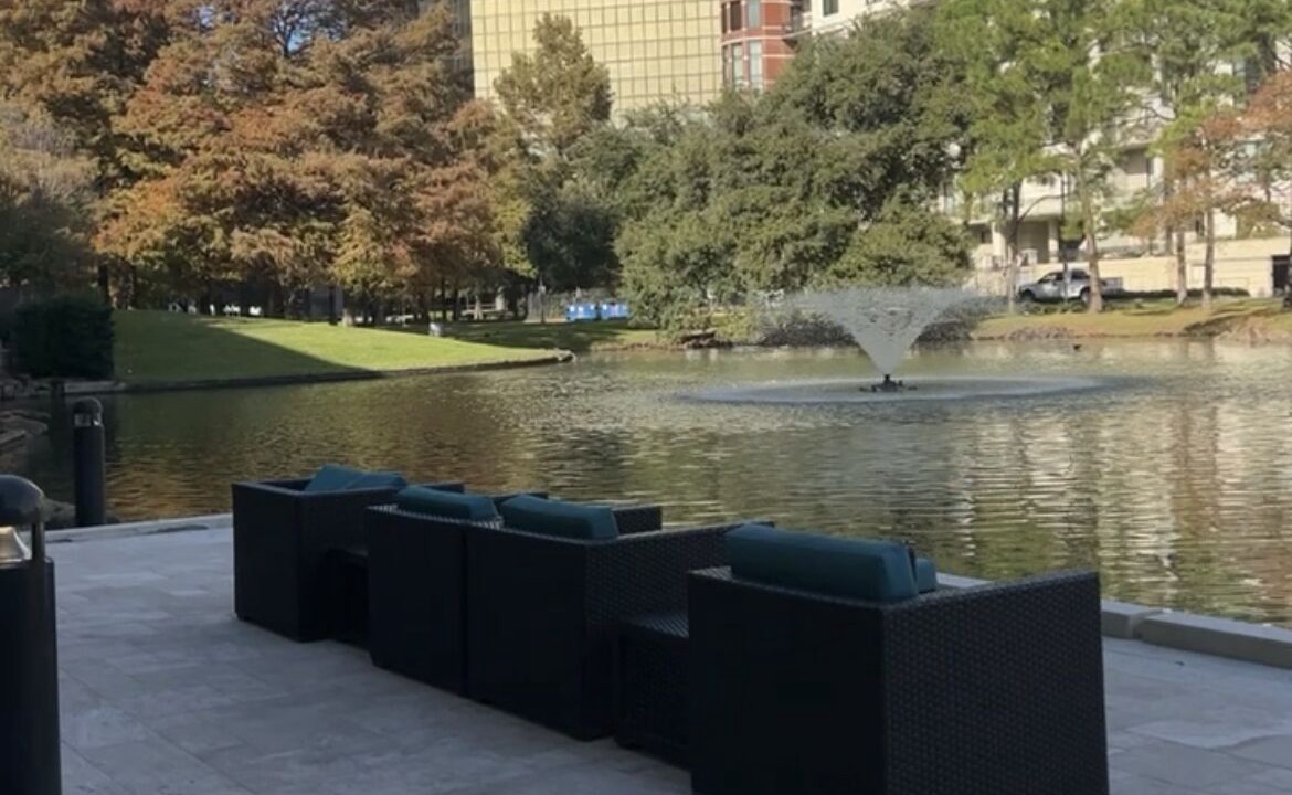 Photo of Patio Balcony in The Galleria