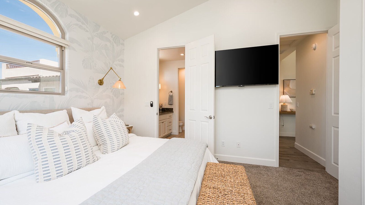 Photo of Bedroom in Downtown