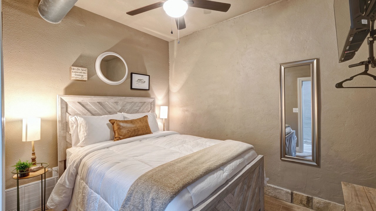 Photo of Bedroom in Baird