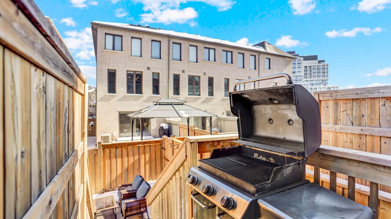 Photo of Outdoor in Mineola