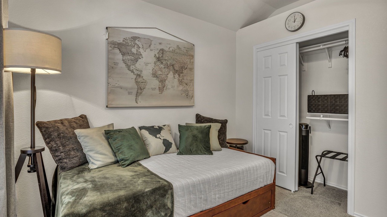 Photo of Bedroom in Temple