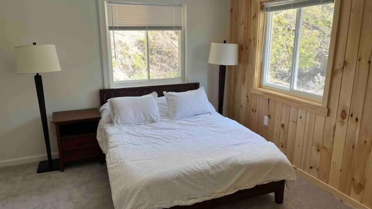 Photo of Bedroom in Fishers Hill