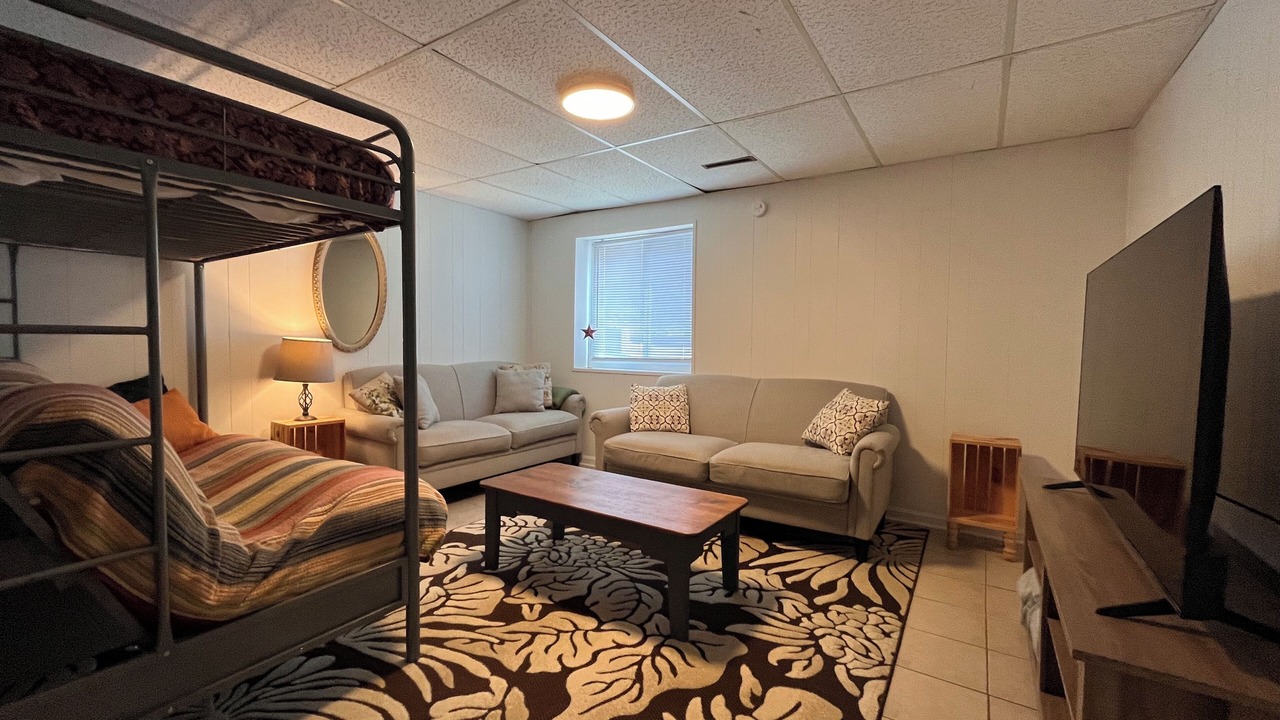 Photo of Livingroom in Fishers Hill