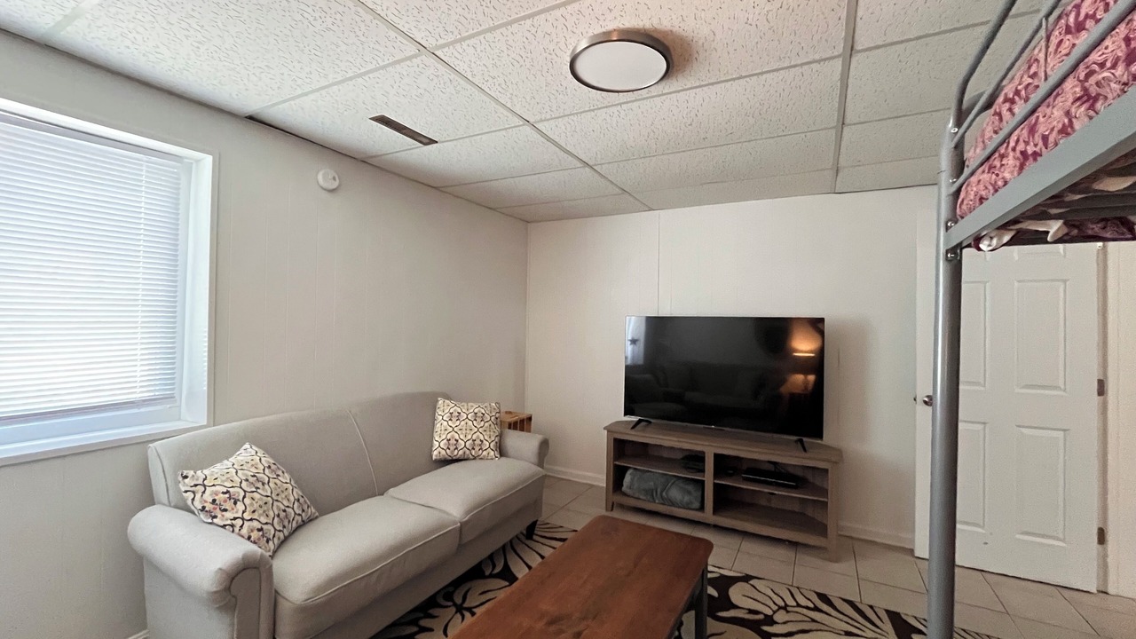 Photo of Livingroom in Fishers Hill