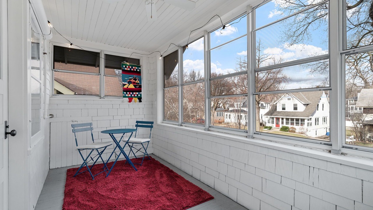 Photo of Outdoor in Linden Hills