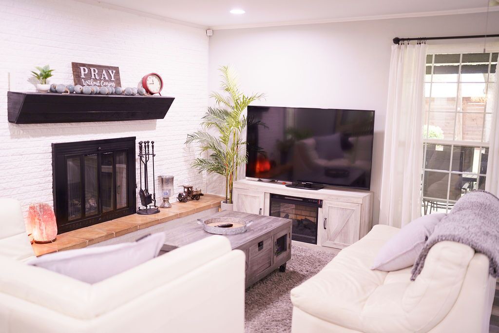 Photo of Livingroom in Irving