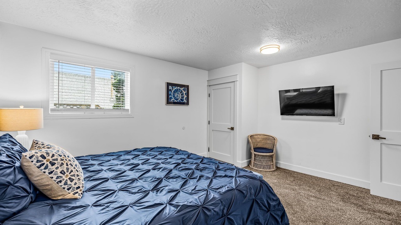 Photo of Bedroom in Lincoln Beach
