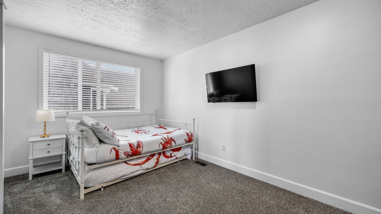 Photo of Bedroom in Lincoln Beach