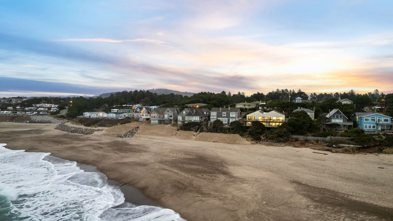 Photo of Others in Lincoln Beach