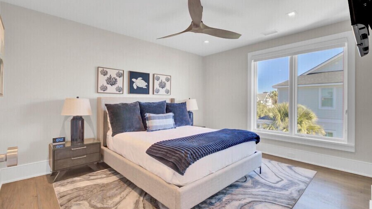 Photo of Bedroom in Beachwood East