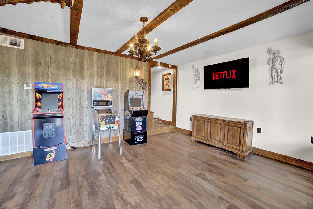 Photo of Bedroom in Alpine Bay