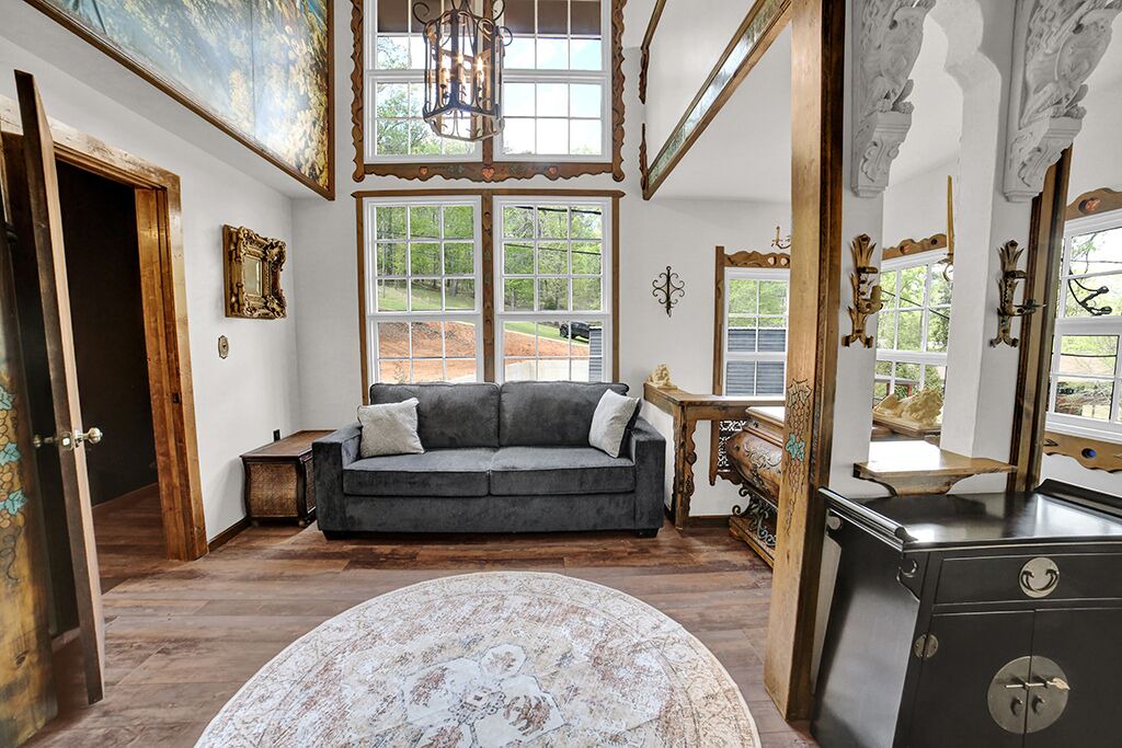 Photo of Livingroom in Alpine Bay