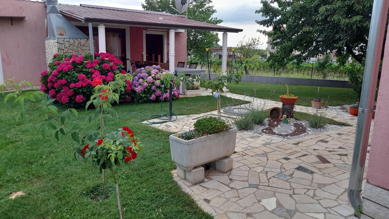 Photo of Outdoor in Vrvari