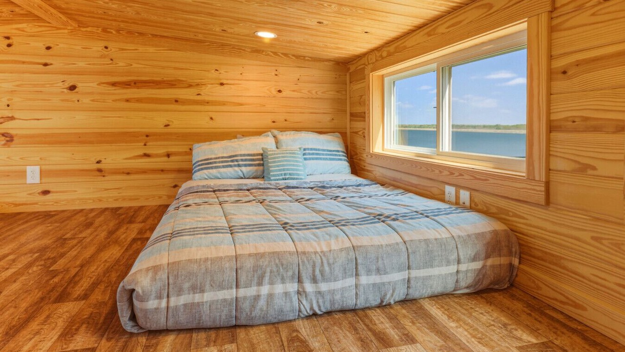 Photo of Bedroom in Dogwood