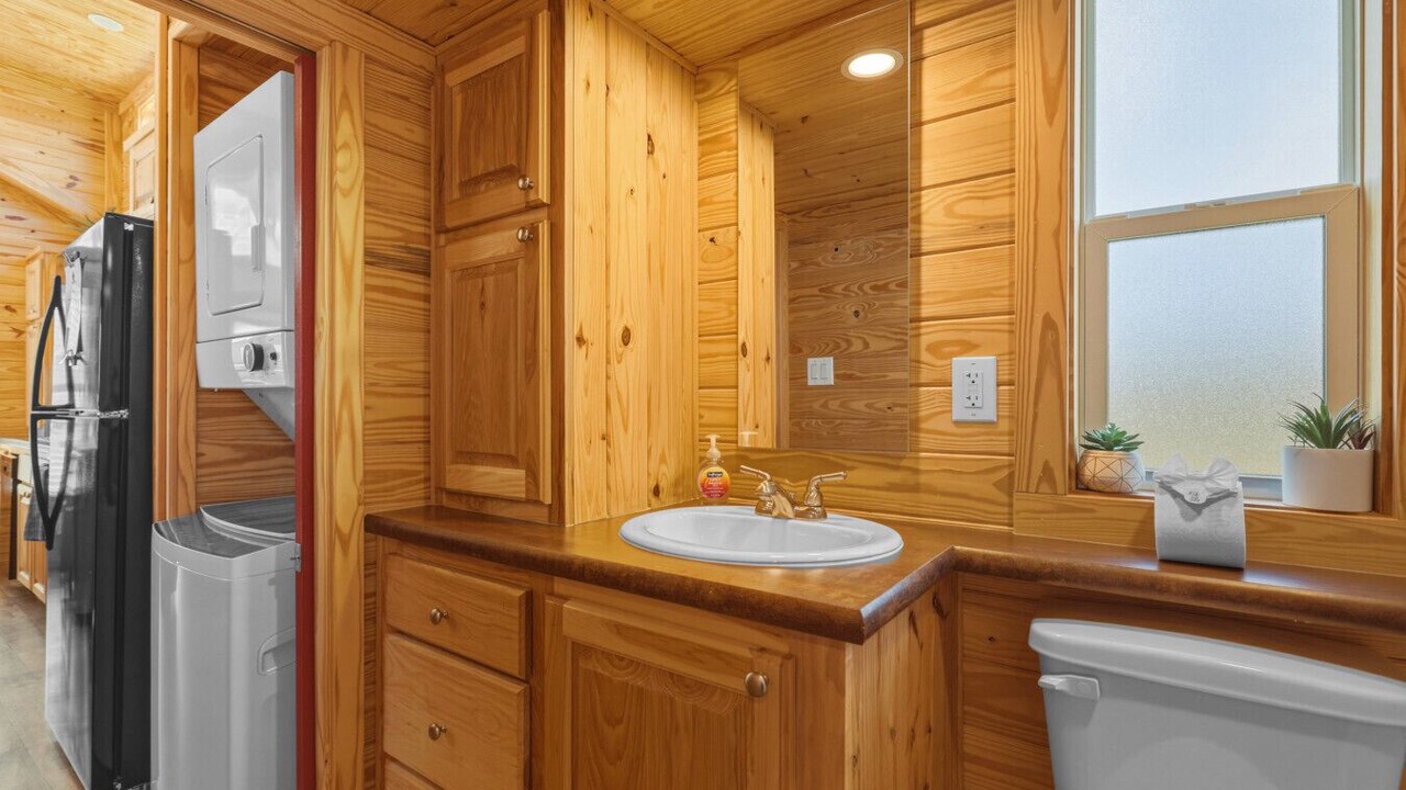 Photo of Bathroom in Dogwood