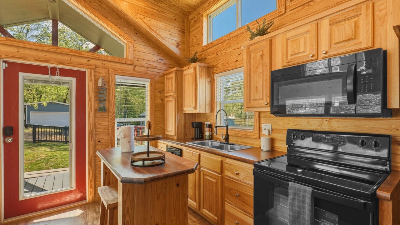 Photo of Kitchen in Dogwood