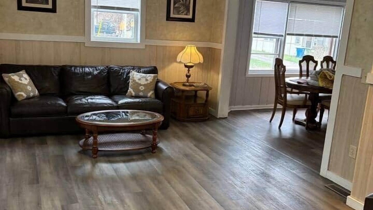 Photo of Livingroom in Pine City
