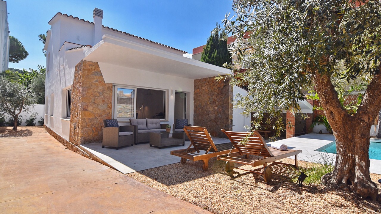 Photo of Patio Balcony in Torroella de Montgri