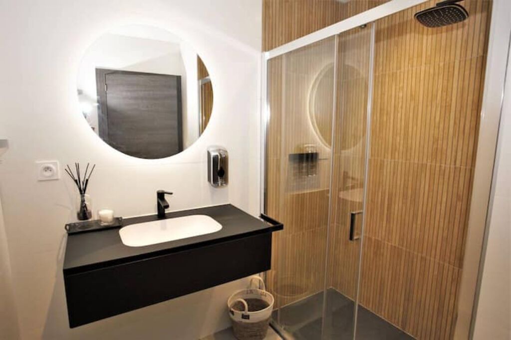 Photo of Bathroom in Barcelonnette
