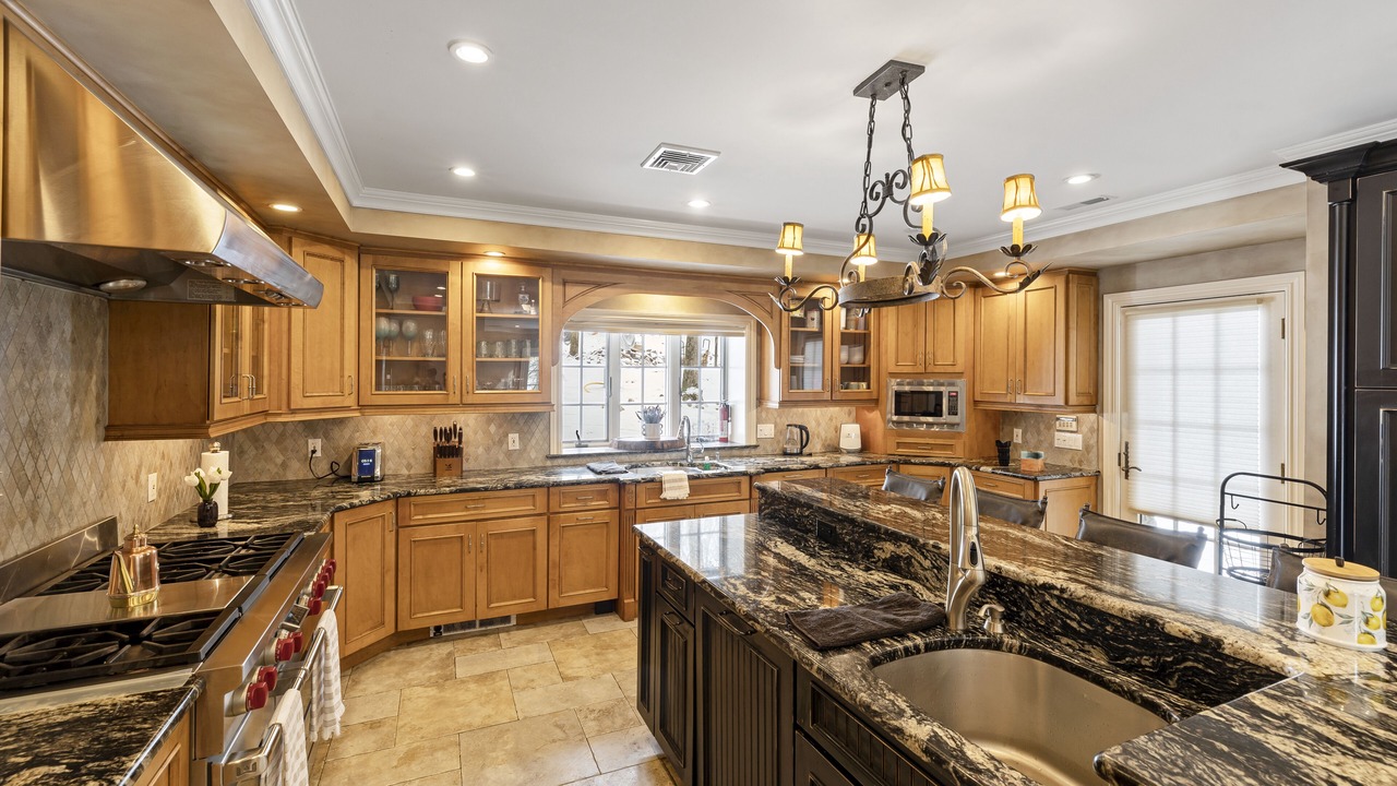 Photo of Kitchen in Airmont